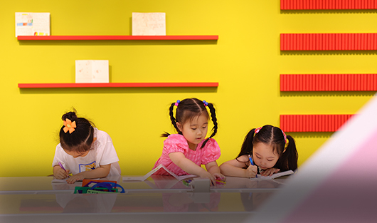 그림책 작업실 전시물 이미지